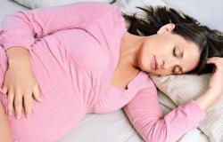 Почему хочется спать при беременности на ранних сроках Почему беременных клонит в сон